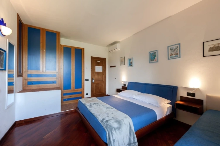 Deluxe Triple room