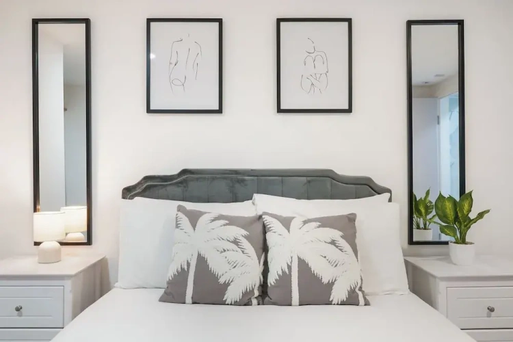 2 Bedrooms Apartment