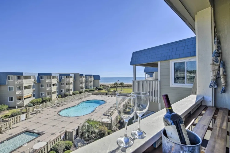 2 Bedrooms Apartment with balcony