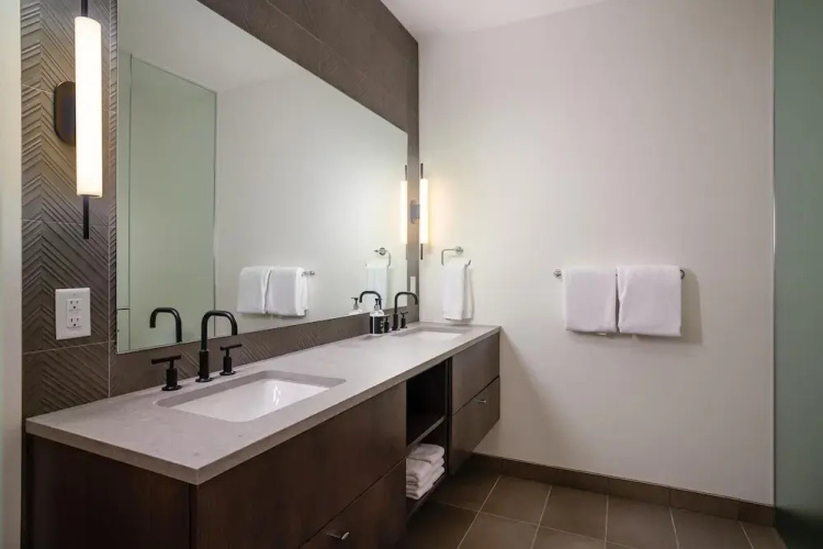 204 Lakelodge 2 Bedroom Condo by Moonlight Basin Lodging