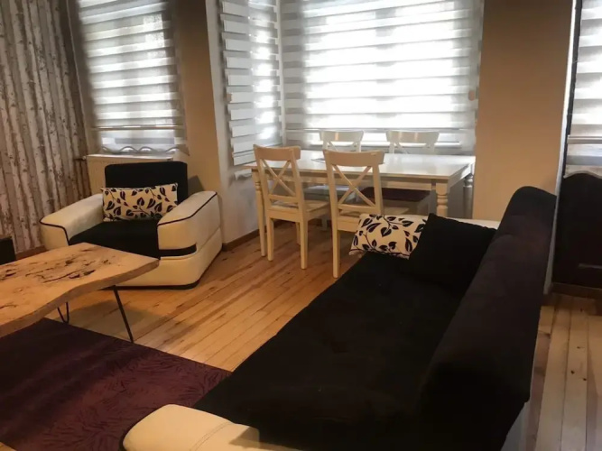 Luxury and Comfortable Apartment