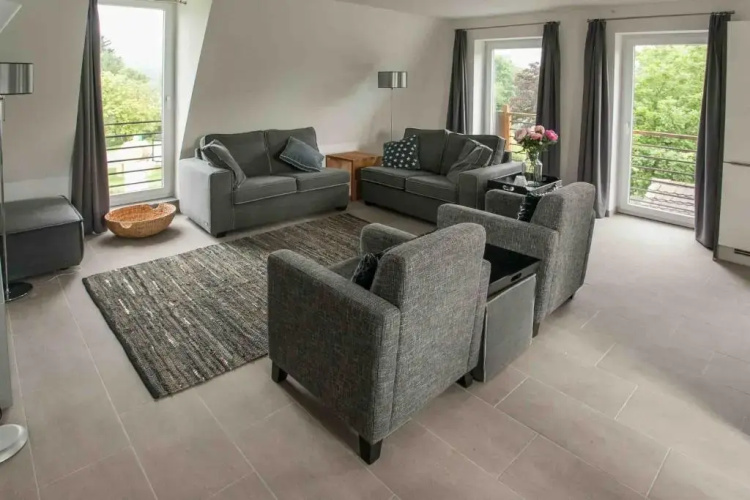 Das gelbe Haus 3