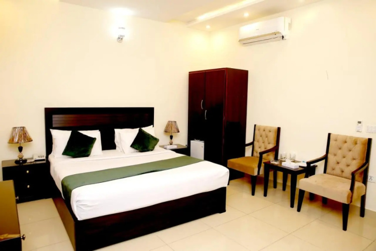 Hotel Mall INN