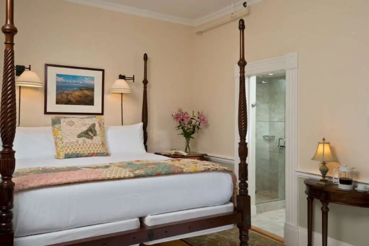 The Inn At Cape Cod