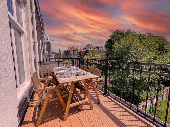 2 Bedrooms Luxury Apartment