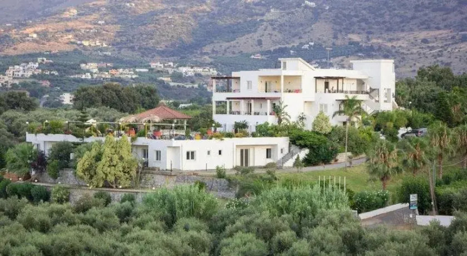 Hotel Pinelopi