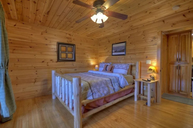 Oakawana Lodge