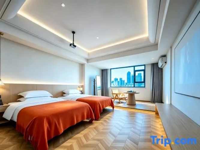 Standard room with city view