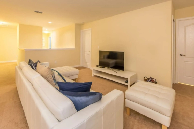 7 Bed Sophisticated Champions Gate Pool Home