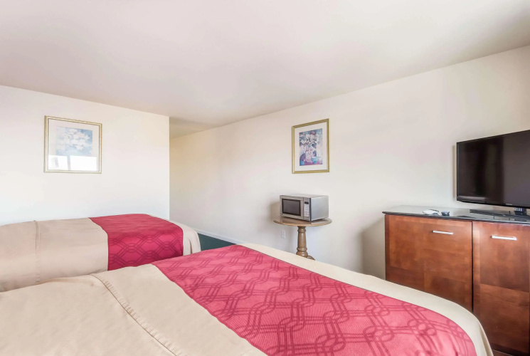 Rodeway Inn