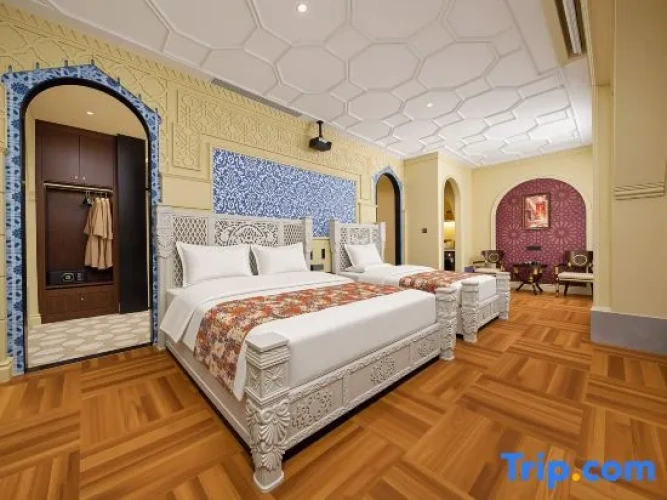 Standard Triple Family room