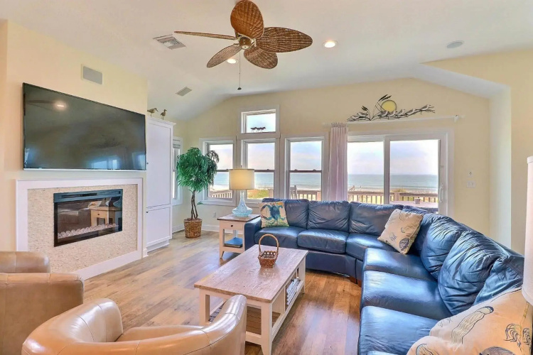 7076 JMJ Seascape Oceanfront