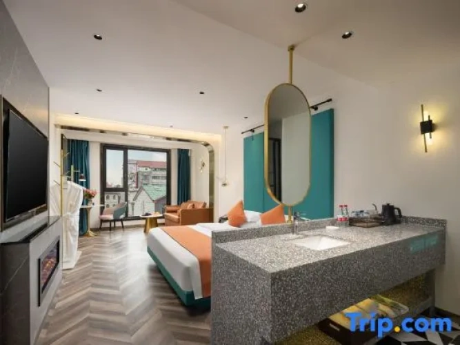 Deluxe Double room