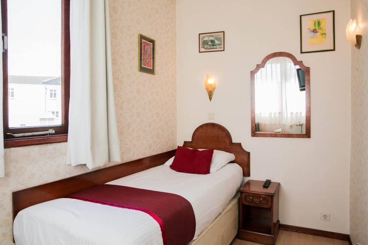 Single room