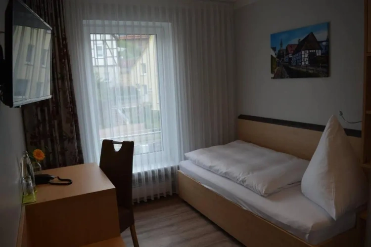 Standard Single room