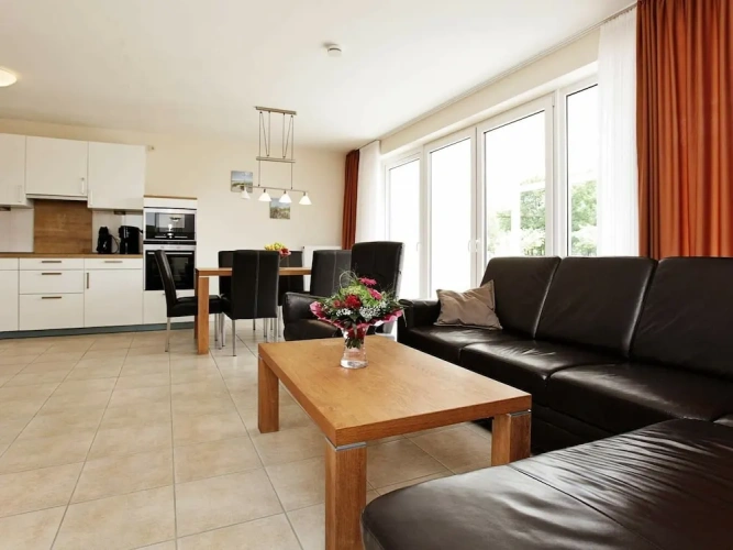 2 Bedrooms Apartment
