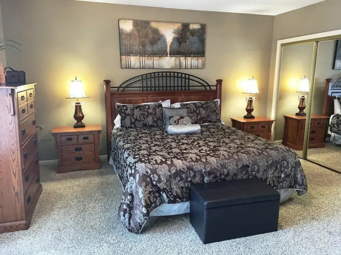 Whispering Pines 641