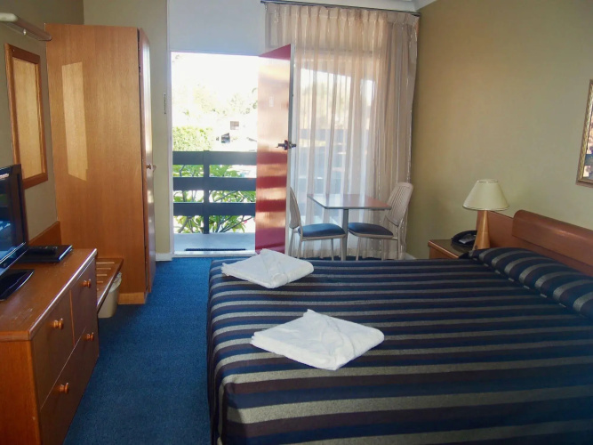 Kings Park Motel