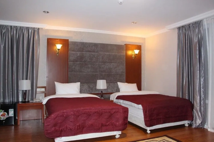 Standard Triple room with balcony