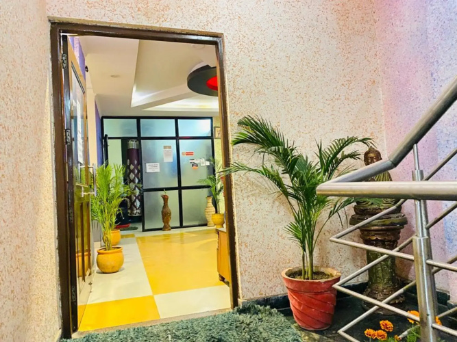 Hotel Happy Stay