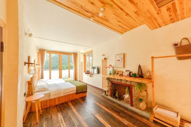 Deluxe Twin room with lake view