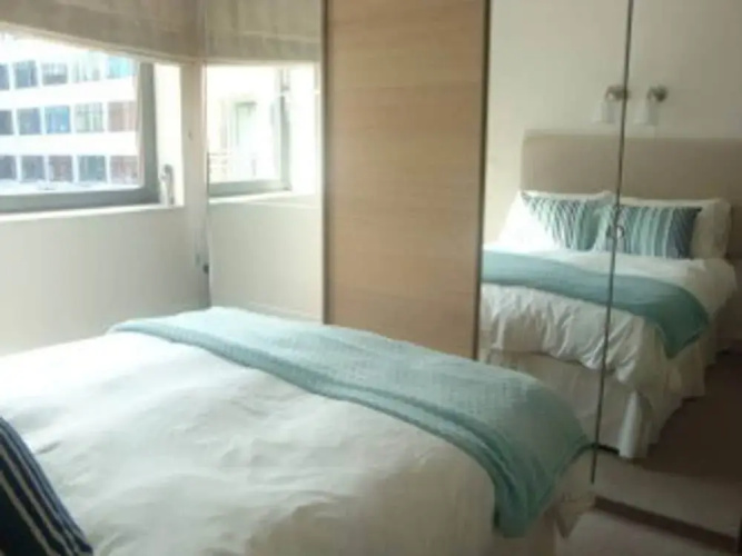 Modern 1 Bedroom Flat