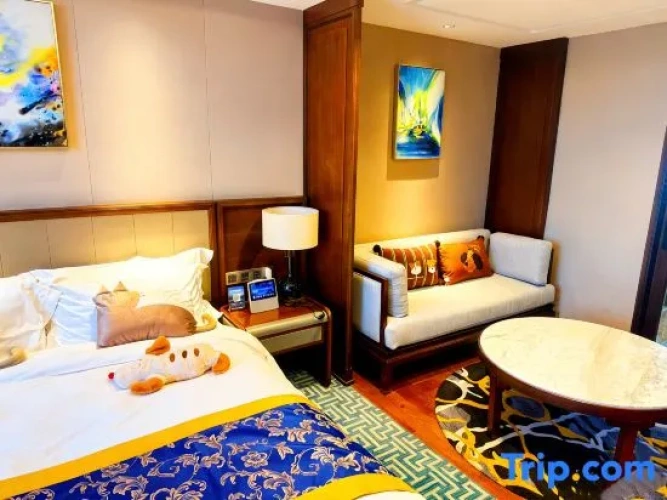 2 Bedrooms Luxury Suite