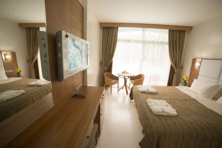 Rooms Bohemian Hotel