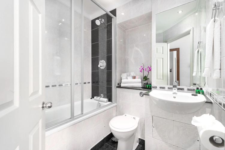 Strathmore Hotel photo 10
