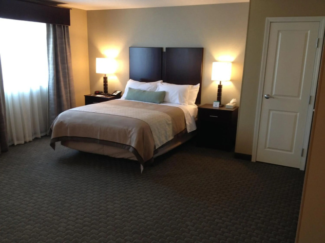 GrandStay Hotel & Suites