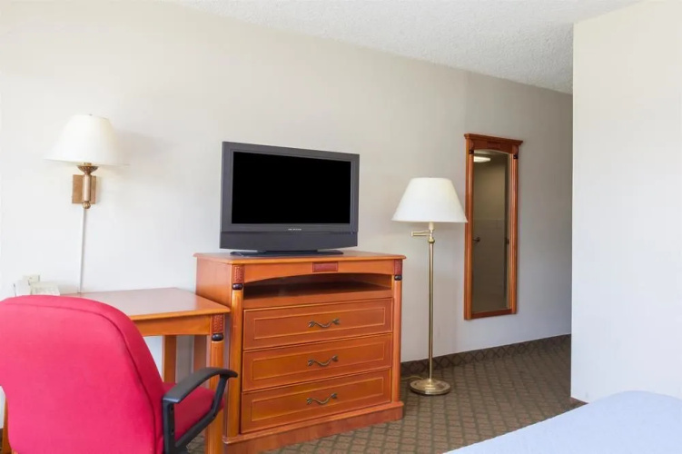 Days Inn Bakersfield