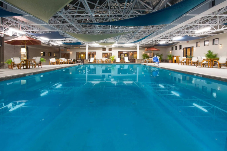 DoubleTree by Hilton Denver Cherry Creek photo 16