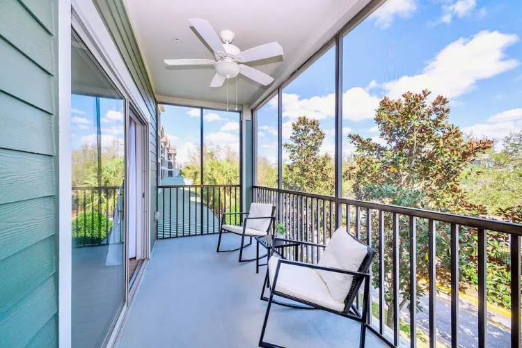 Spacious Pet-friendly Condo- 6 Mins From Disney