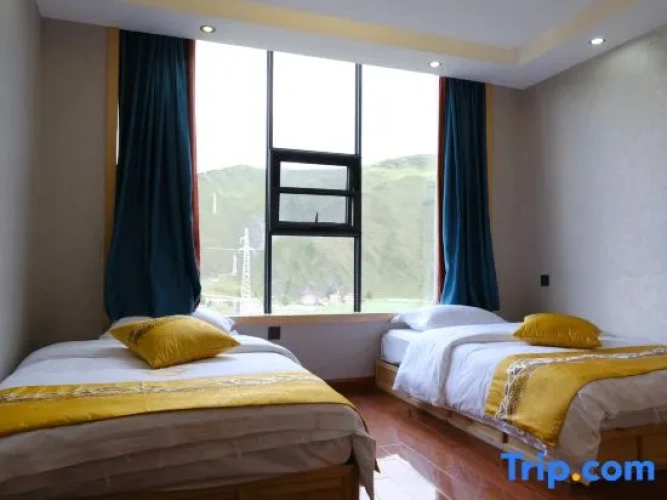 Classic Triple Family Suite