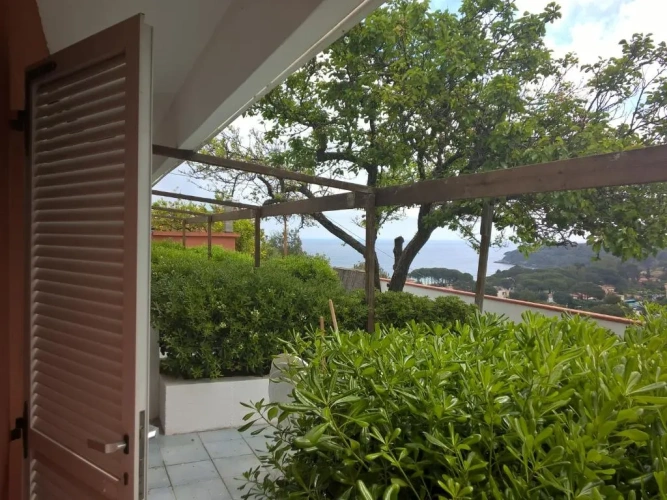 Studio with sea view