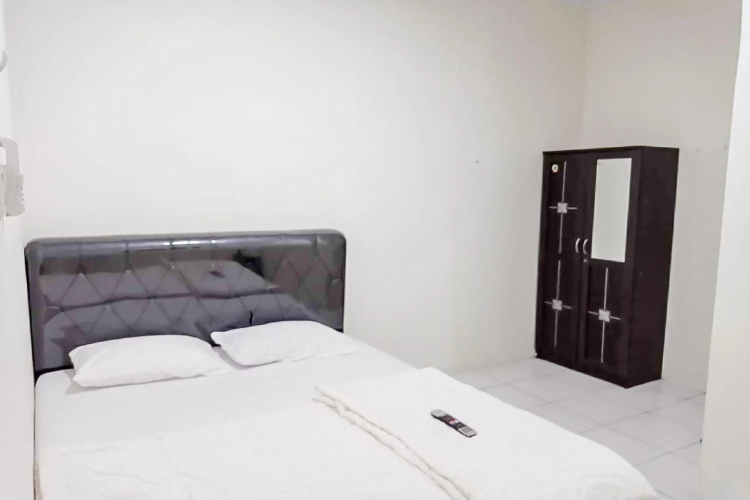 Agnes Residence RedPartner