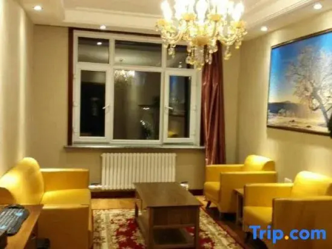 Xuexiang Holiday Hotel