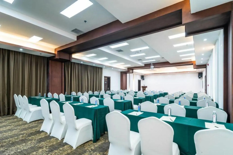Huabo Resort Hotel