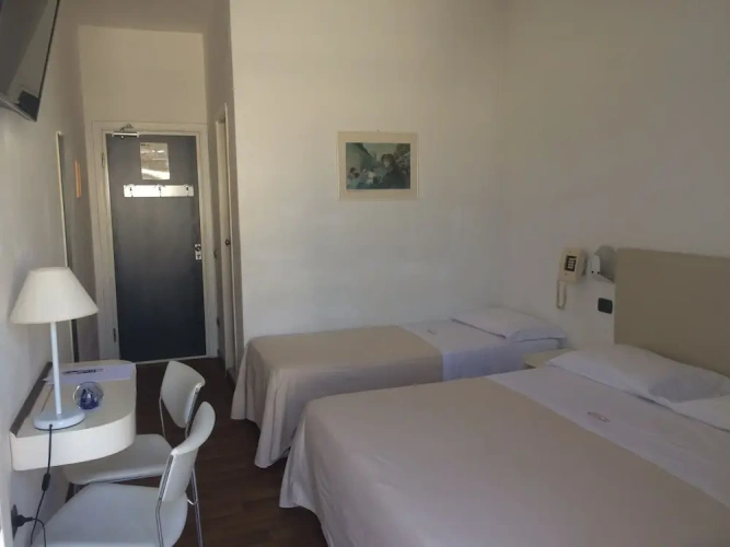 Standard Triple room with balcony