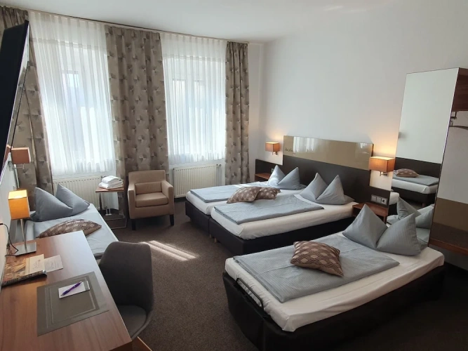 Standard Quadruple room
