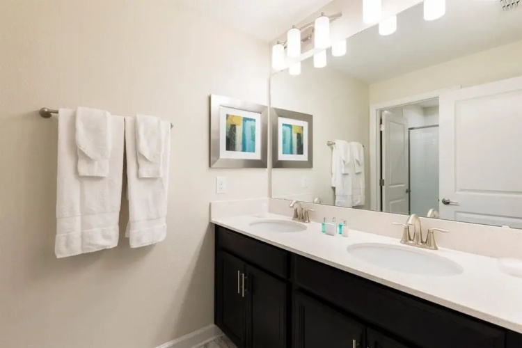 4BR Town Home In Champions Gate
