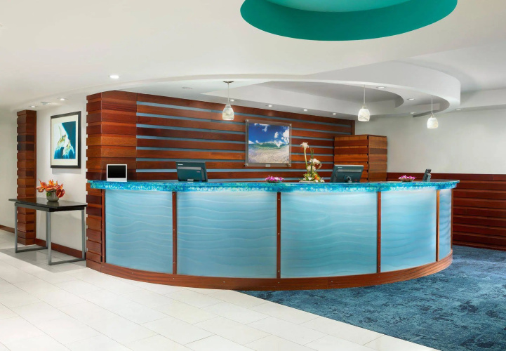 Courtyard by Marriott Waikiki Beach