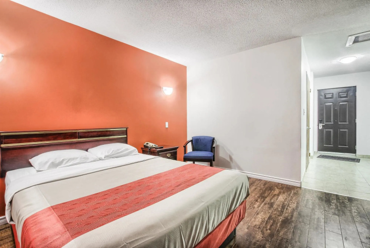 Motel 6 Windsor, ON
