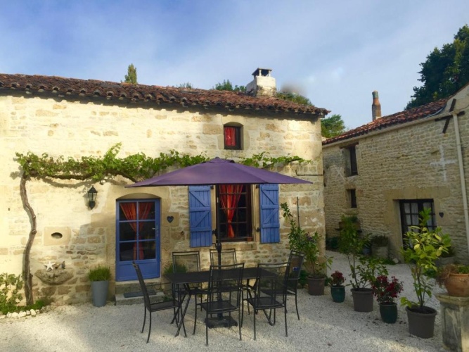 3 Bedrooms Cottage
