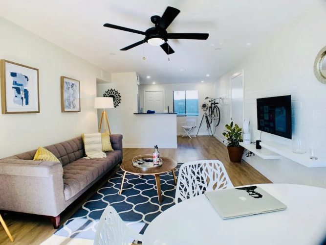 Primo Old Town Location with Heated Pool