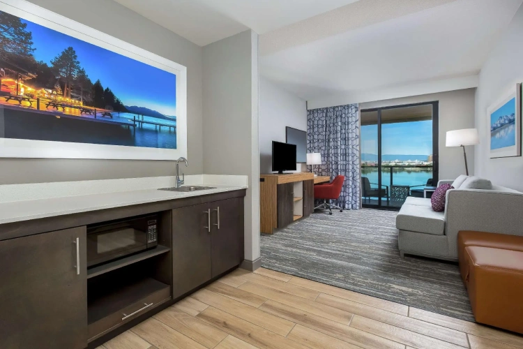 Double Suite