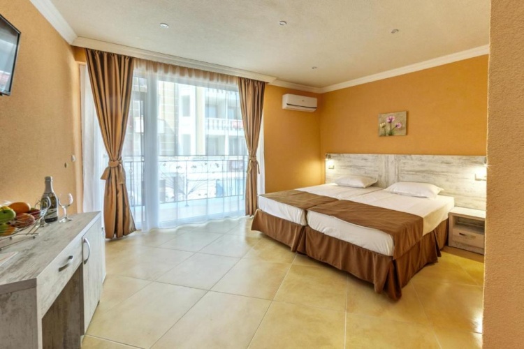 Superior Twin room