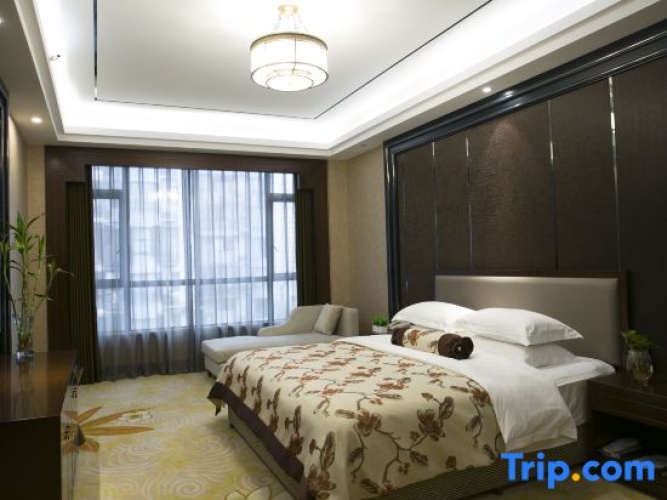 Deluxe Double Family Suite