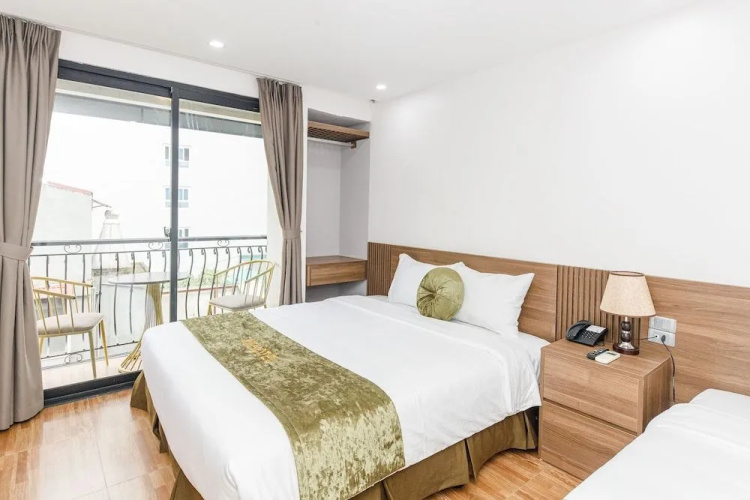 3T Hotel & Travel 2