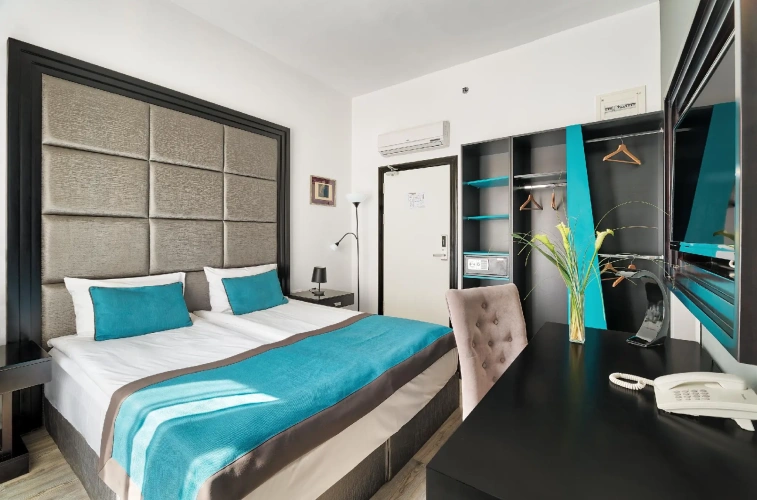 Economy Single room with view